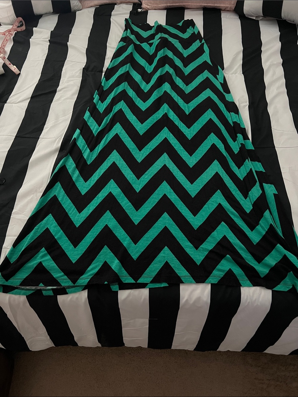 Windsor Black and Teal Chevron Maxi Skirt